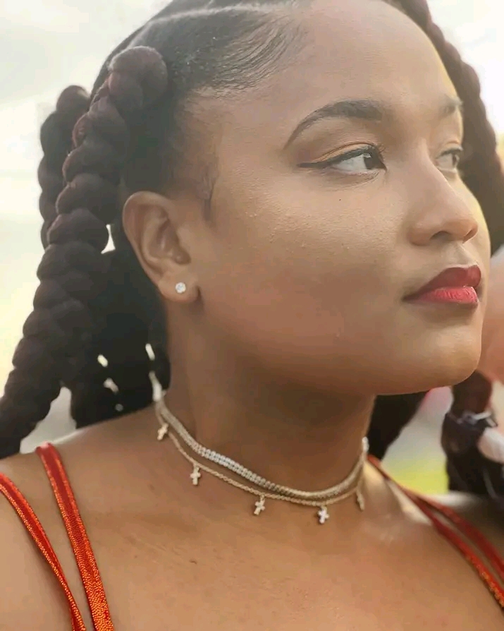 I HAD A CRUSH ON NEW MENEER