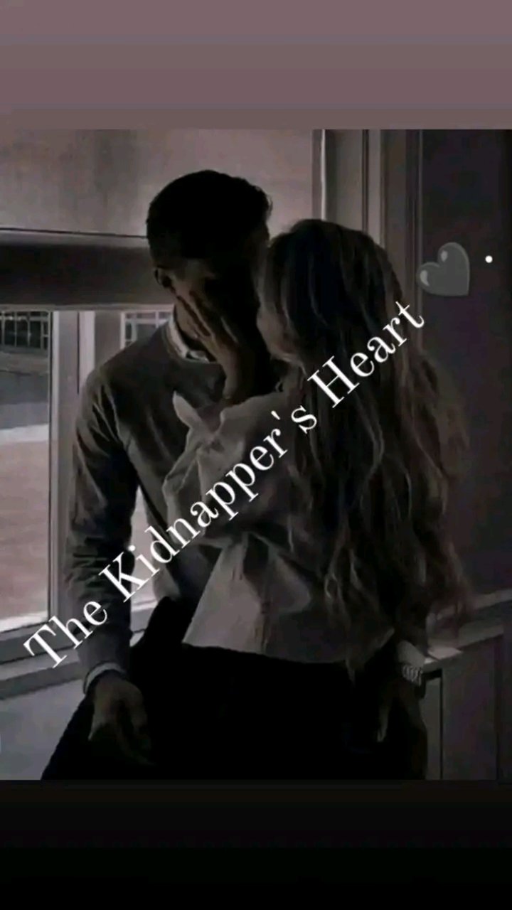 The Kidnapper's Heart 🖤 Cover